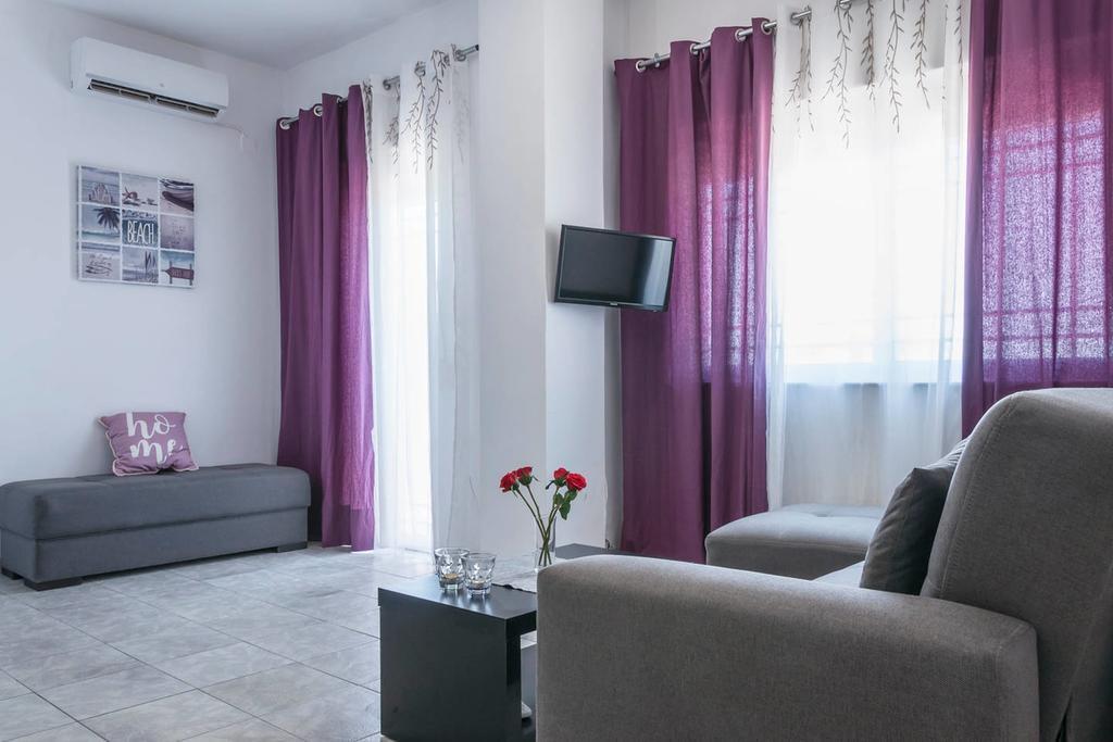 Nikos Apartments Aγία Μαρίνα Δωμάτιο φωτογραφία